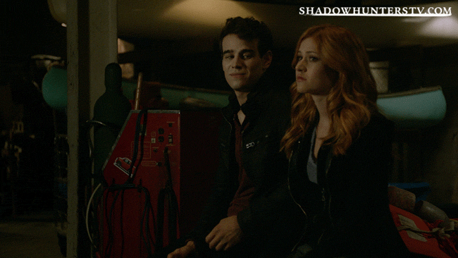Shadowhunters - Simon's Got 99 Problems But Aging Ain't One - 1096